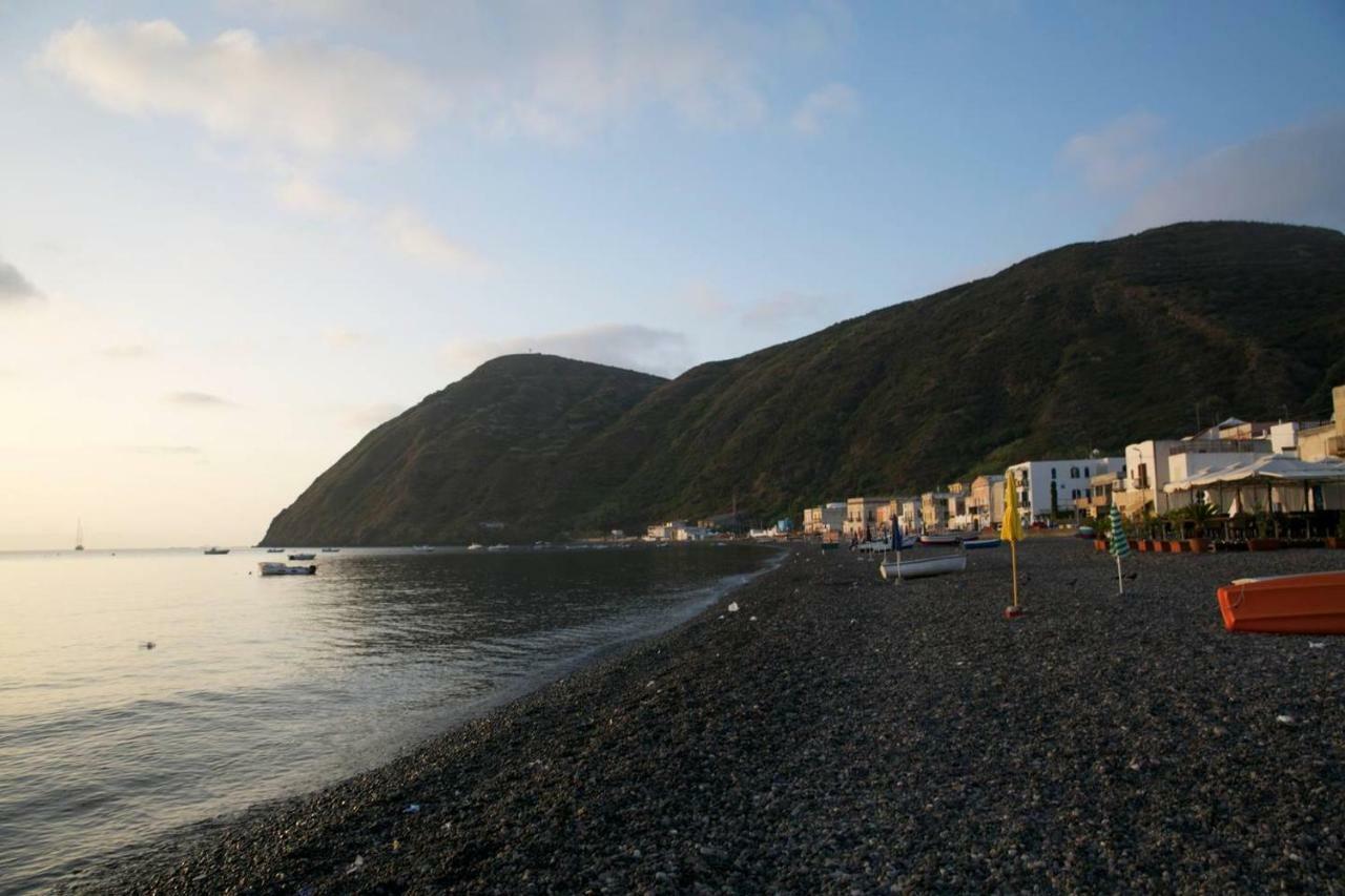 Lipari By The Beach Extérieur photo