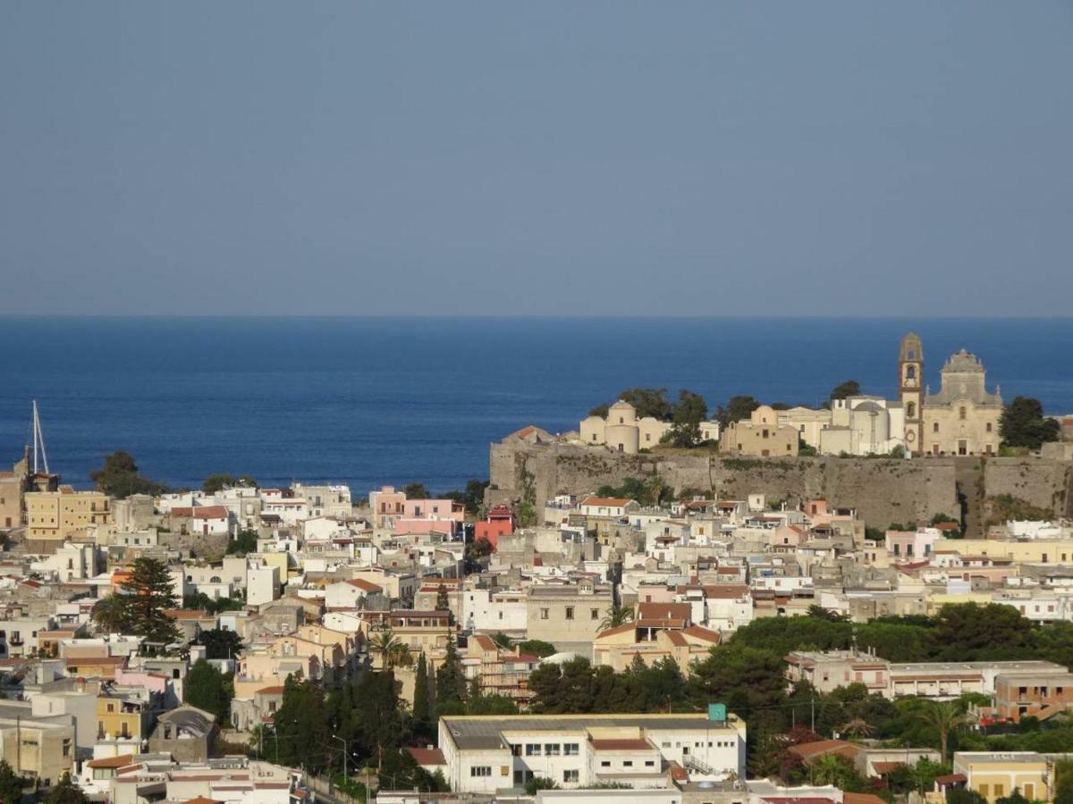 Lipari By The Beach Extérieur photo