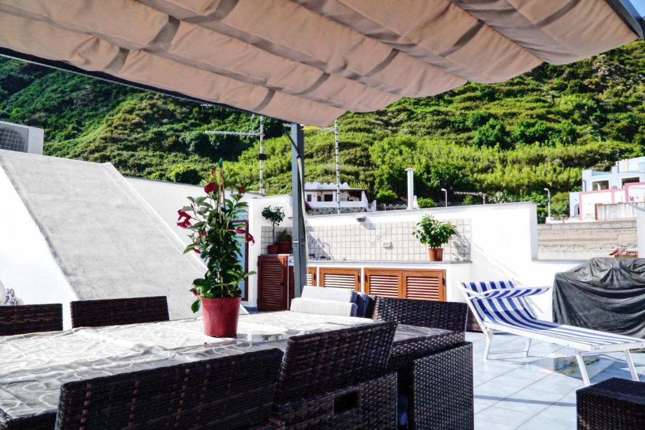 Lipari By The Beach Extérieur photo